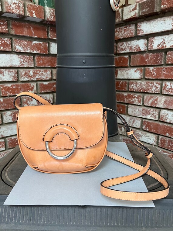 Vintage Leather Handbag/Shoulder Bag/Purse. Has a… - image 1