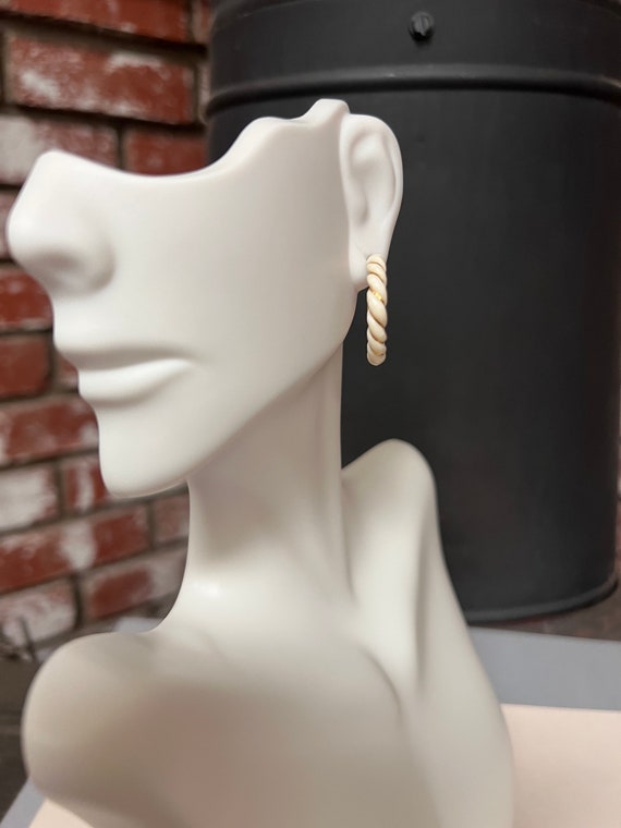 Vintage Hoop Earrings with 14K Gold Swirl. Not Su… - image 7