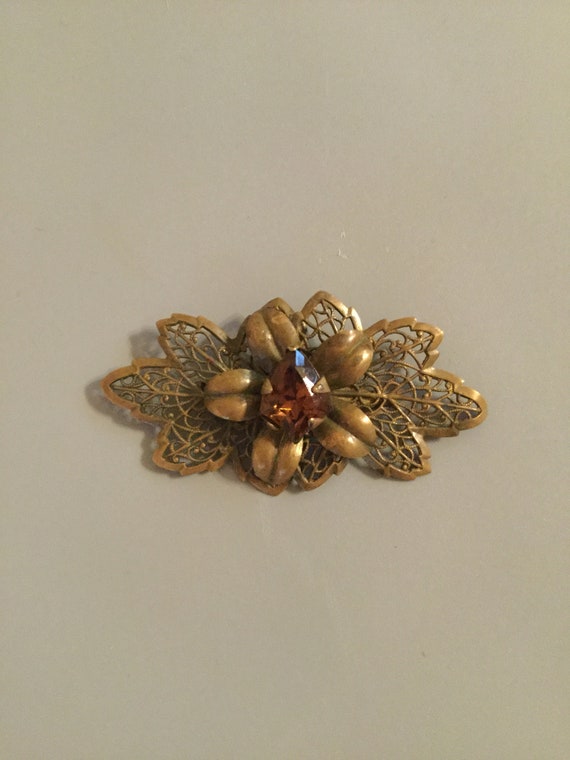 Vintage Brooch. Has a Beautiful Stone and Filigre… - image 1