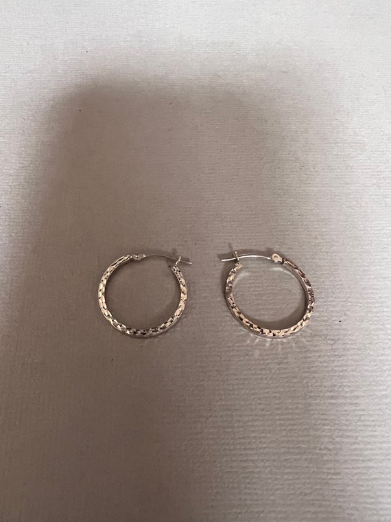 Hoops - Or 10K blanc dormeuse 1mm X 13mm - BOG437 main image 0