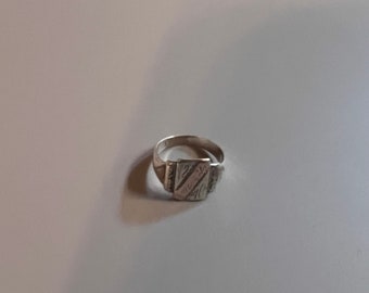 Vintage Antique Ring Manila Pillippines 1946 WW2 World War