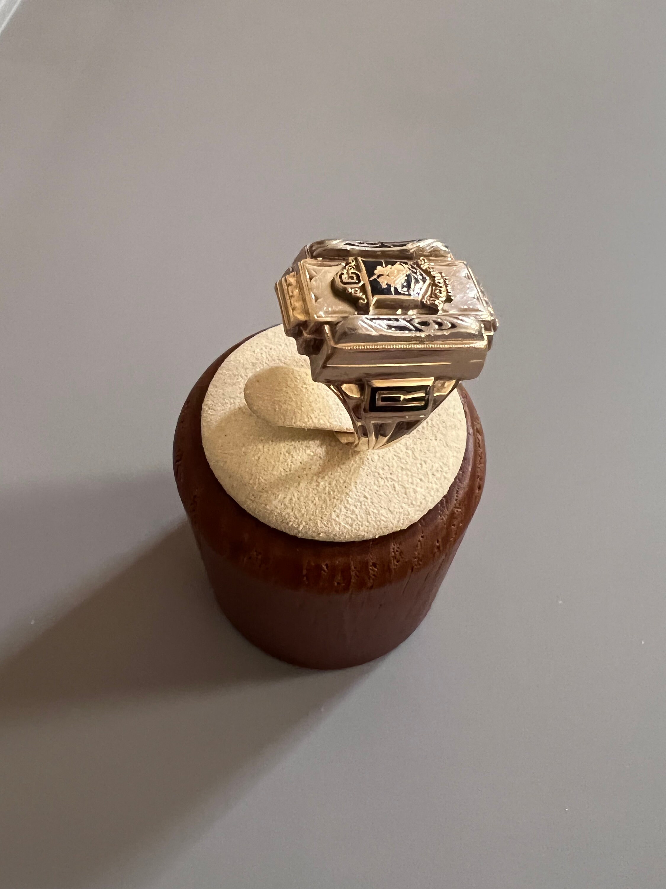 1961 10K Solid Gold Class Ring. Great Addition to Your Rings. A