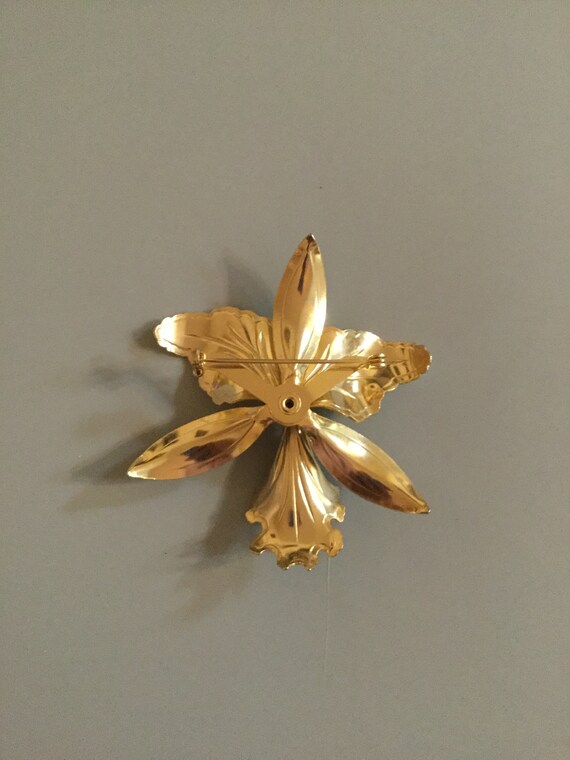 Vintage Flower Brooch. Has Beautiful Style and Co… - image 3