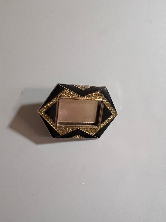 Vintage Picture Frame Brooch/Pin. Has Beautiful A… - image 1