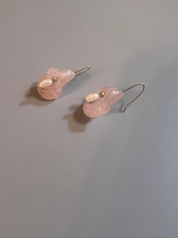 14K Solid Gold Flower Earrings. Has Beautiful Fre… - image 3