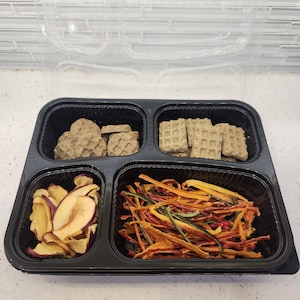 Binky Box Rabbit Treats Pet Treat Bunny Fresh Natural Healthy For Rabbits Apple Bellpepper Sample Sampler Bun