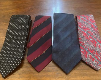Classy, elegant vintage GUCCI and DIOR men's neckties lot from the 80's and 90's.