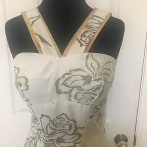 Vintage 50's rose print bombshell dress with metallic gold painted roses. image 5