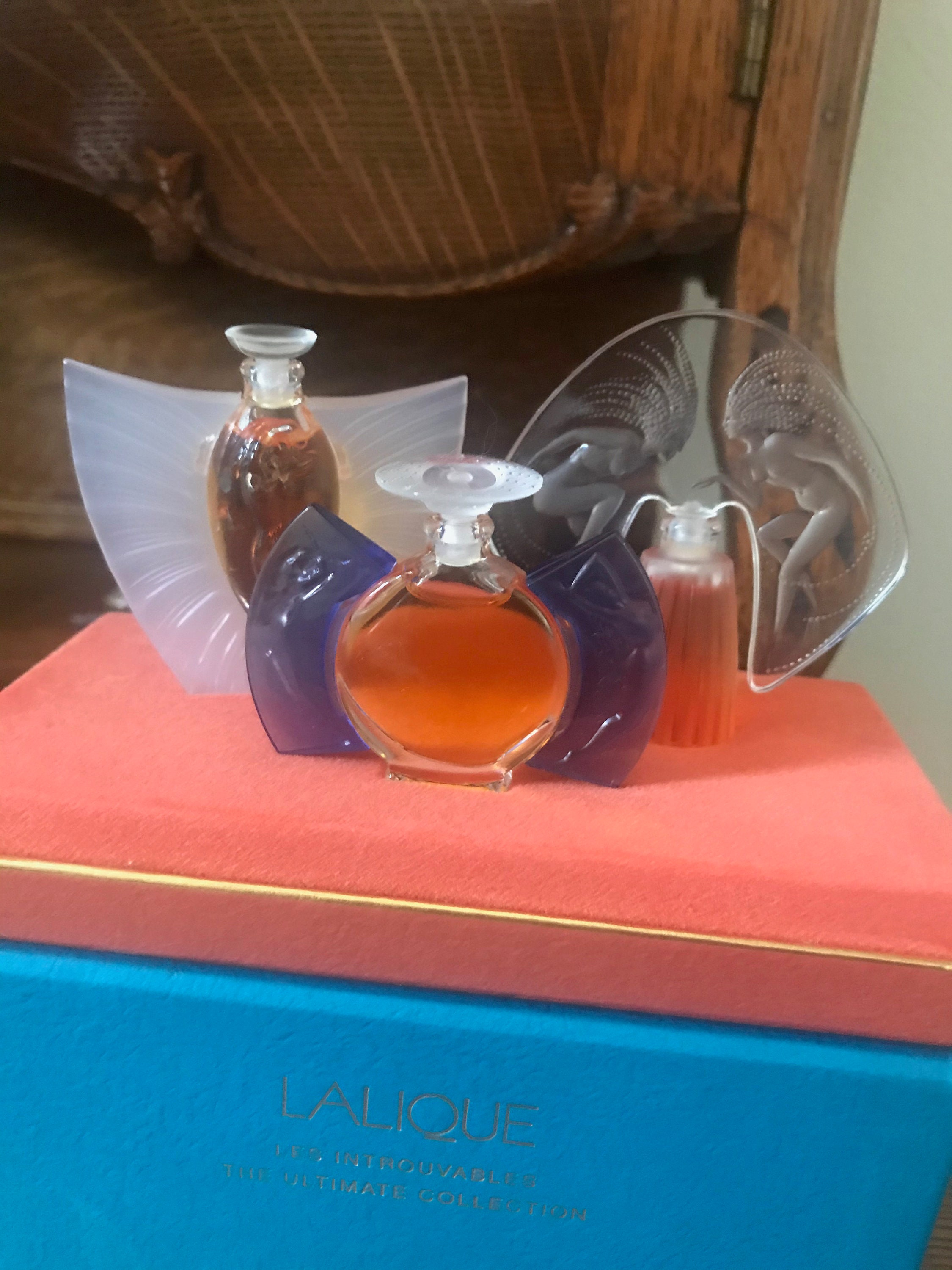 LALIQUE LES INTRouvables 香水 4ml 最新コスメ・美容 - LALIQUE LES INTRouvables 香水 4ml