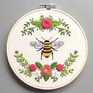 Pretty flowers and bee embroidery kit