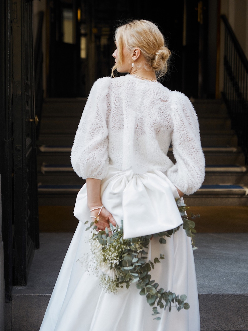 Romantic Pleated Ruffle Layered Oversized Bridal Cape with Tulle Puff Sleeves : The Ultimate Wedding Mesh Jacket and Evening Top Cover-Up image 7