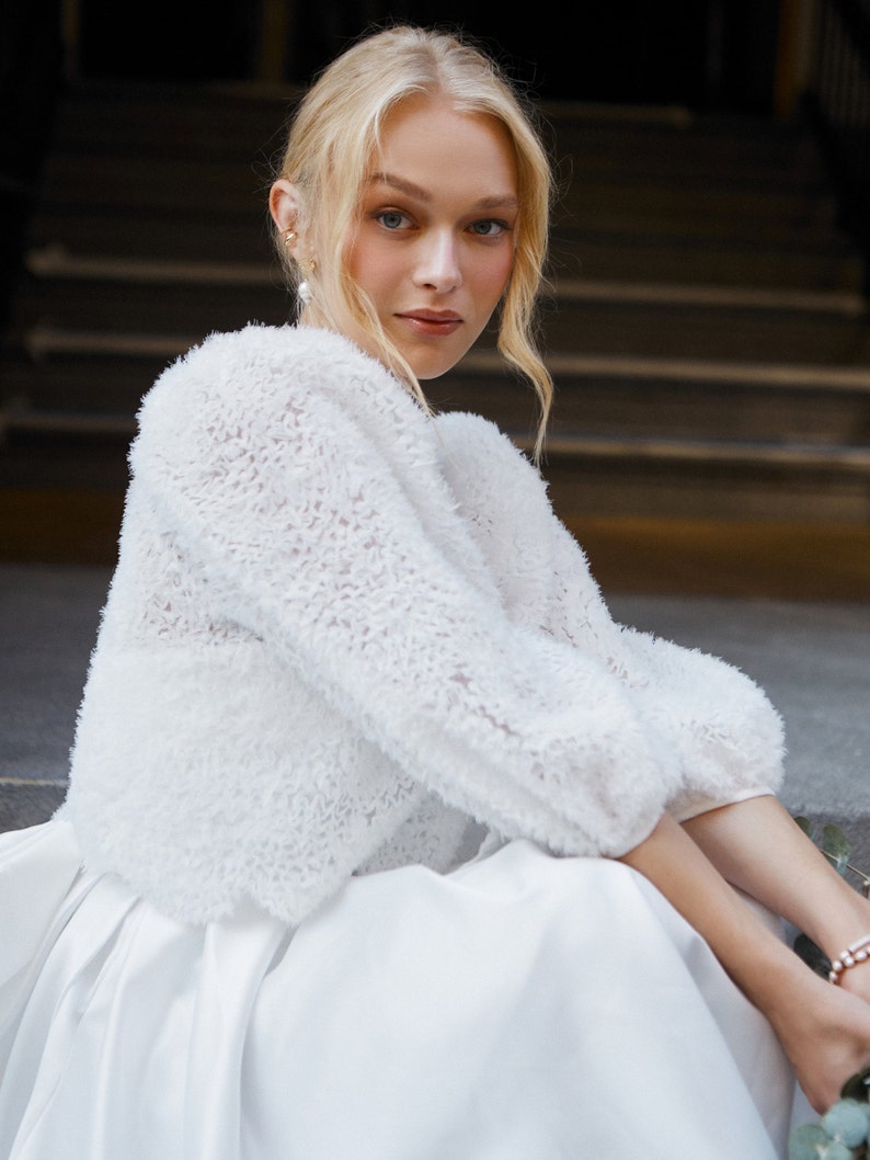 Romantic Pleated Ruffle Layered Oversized Bridal Cape with Tulle Puff Sleeves : The Ultimate Wedding Mesh Jacket and Evening Top Cover-Up image 4