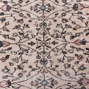 Tapete turcomano tribal oriental feito à mão em lã (6x9), tapete vintage desbotado. imagem 6