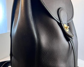 Vintage Coach Model 9943 Classic Backpack Black Leather