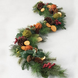 Colonial Williamsburg Pine Garland, Della Robbia Pine and Dried Fruit Berry Garland, Artificial Christmas Garland, Holiday Hosting Home Gift