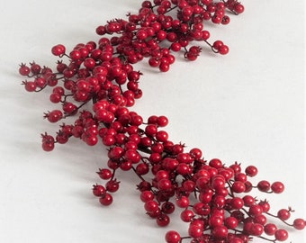 Red Berry Garland Winter Fall Indoor Outdoor Christmas Garland, Mantle Table Entryway Seasonal Decor, Christmas Thanksgiving Holiday Home