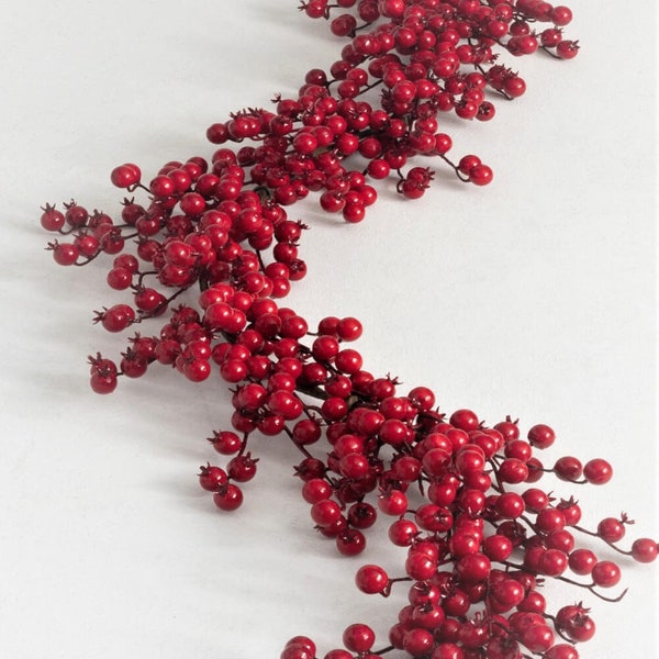 Red Berry Garland Winter Fall Indoor Outdoor Christmas Garland, Mantle Table Entryway Seasonal Decor, Christmas Thanksgiving Holiday Home