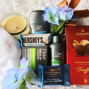 Kosz prezentowy dla mężczyzn dla niego Kosz na Dzień Ojca Urodziny Rocznica Każda okazja Dove Bath Płyn do mycia ciała Dezodorant Spa Świeca czekoladowo-truflowa