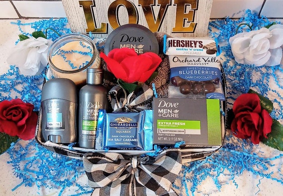 Anniversary gift best sale basket for him