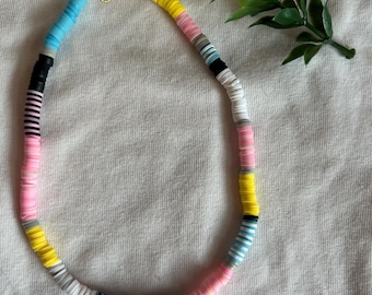 ¡El collar de Belly!