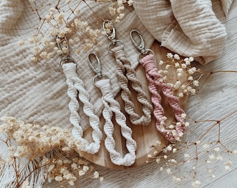 Macrame Keyring -SPIRAL- || Gift Idea || BOHO