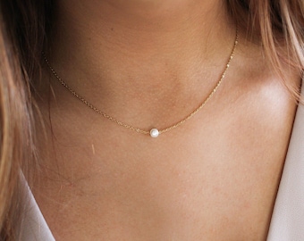 ISABELLE | Minimalist Pearl Necklace and Bracelet Set in Gold, Silver and Rose Gold, Jewellery Gift for Bridesmaid