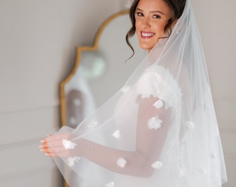 Florey Veil | Floral 3D Flower Two Tier Wedding Veil, Soft Light Ivory Off White Tulle