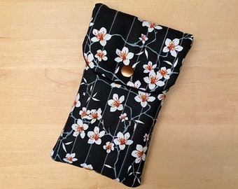Etui téléphone iPhone Samsung smartphones housse sakura pochette tissu japonais fleurs cerisiers cadeau femme anniversaire Fête des Mères