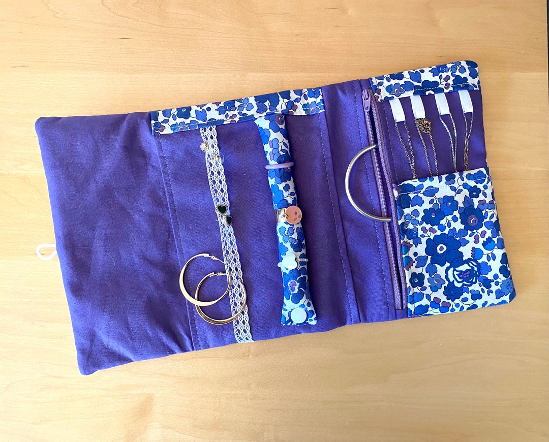 Pochette à bijoux de voyage rangement vacances trousse nomade rouleau