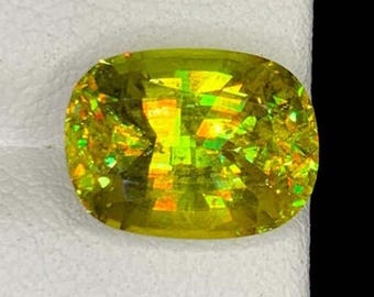 Gema de Titanita Esfena Natural, Esfena Brilhante com Formato Fantasia, Ideal para Anel, Pedra do Nascimento de Junho