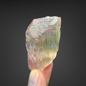 Natural Peach Pink Kunzite Crystal, Terminated Damage Free, Healing Crystal, Kunzite From Afghanistan -  71.35 Gram.   56*34*26 mm