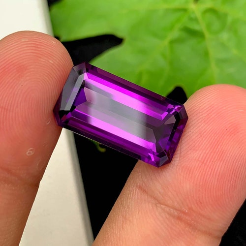 Emerald Cut Amethyst shops Gemstone For Necklace Jewelry , Emerald Shape Amethyst Gemstone For Sale , 13.40 CTS 20.5*11*7 mm
