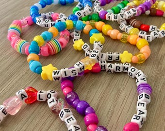Glücksbärchis inspirierte Kandi Armbänder