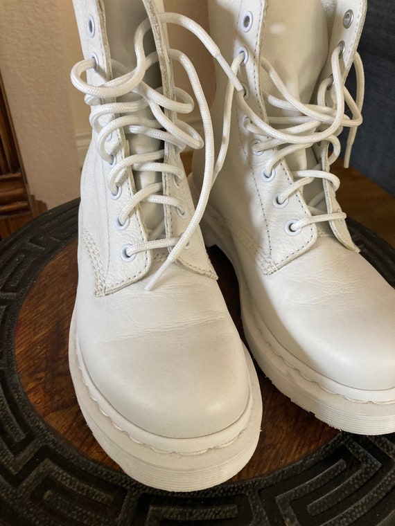 1460 pascal doc martens white