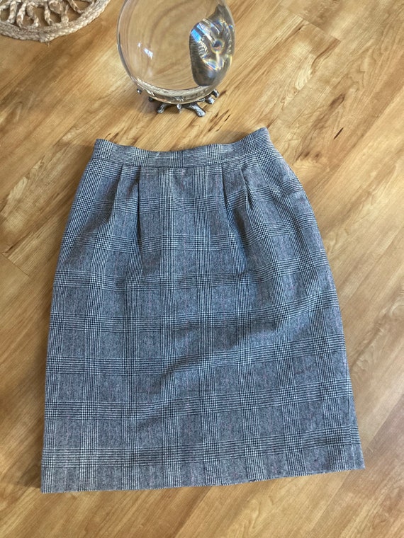 Vintage High Waist Wool Skirt - image 3