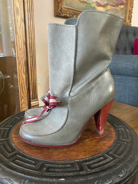 Vintage Gray Leather and Suede Boot