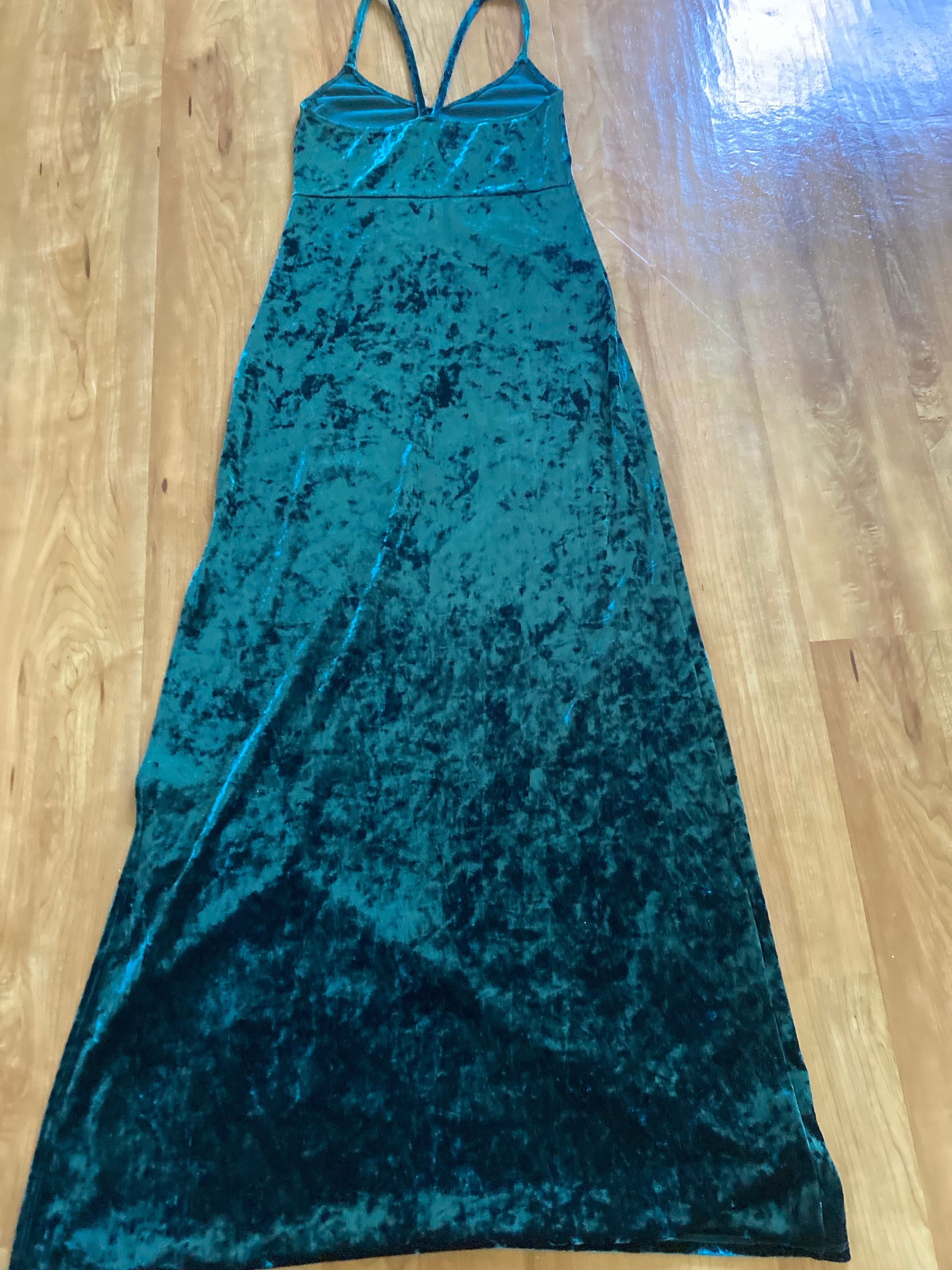 michael kors green velvet dress Green Velvet Keyhole Midaxi Dress main image 1