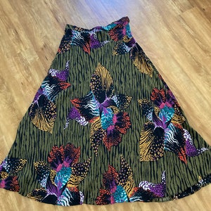 Vintage High Waist Printed Flowy Skirt