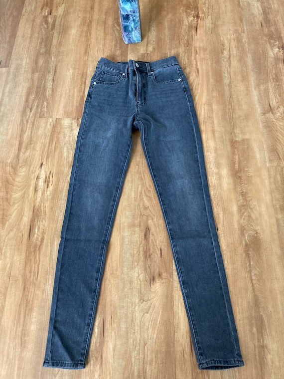 Levis Mile HIgh Super Skinny Jeans