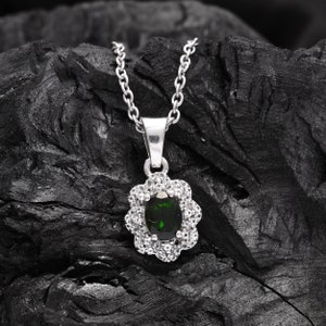 Natural Chrome Diopside 925 Sterling Silver Flower Pendant ~ Natural Diopside 925 Silver Handmade Fine Pendant Necklace Jewelry Gift~ RB0053