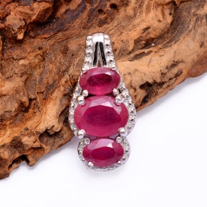 Natuurlijke Ruby 925 Sterling Zilver Ovaal Gesneden Edelsteen Hanger ~ Ruby Edelsteen 925 Zilver Sterling Handgemaakte Ovale Hanger Geschenken Voor Haar ~ RL006