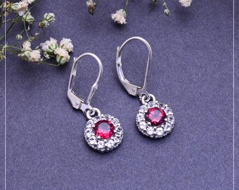 Naturlig Rhodolit Granat Ädelsten Runda Örhängen i Sterlingsilver ~ Granat Silver Dingla Handgjorda Örhängen med Födelsesten ~ Krokar i Hävstång ~ SRP15
