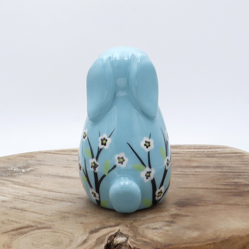 Earthenware rabbit 9 cm Blue with flowers image 3