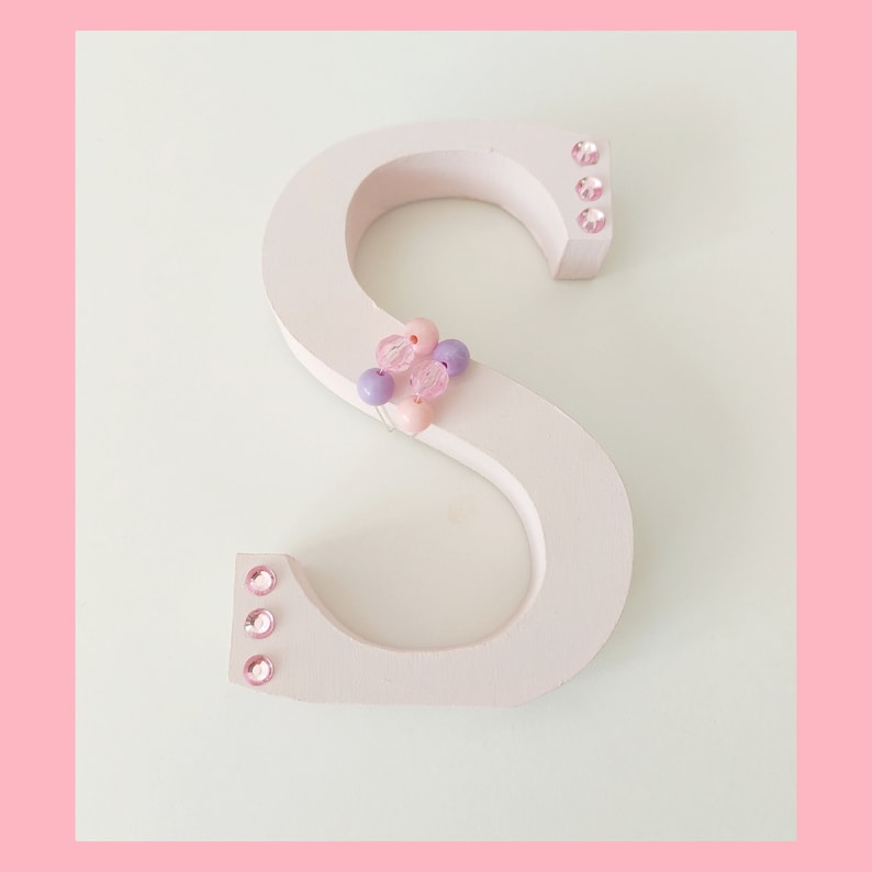 Free Standing Letter S in light Pink