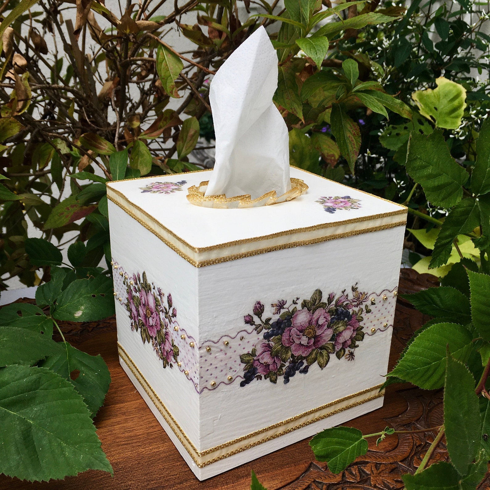 Elegant wooden tissue holder box decupage floral retro vintage Etsy