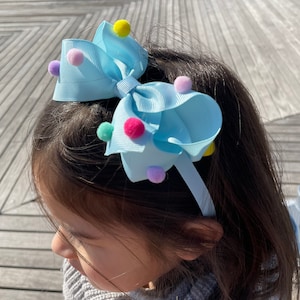 Tiara com laço Pom Pom | Tiara dura com laço | Faixa de cabeça com laço grande | Faixa de cabeça para criança | Tiara dura para meninas | Laços de cabelo