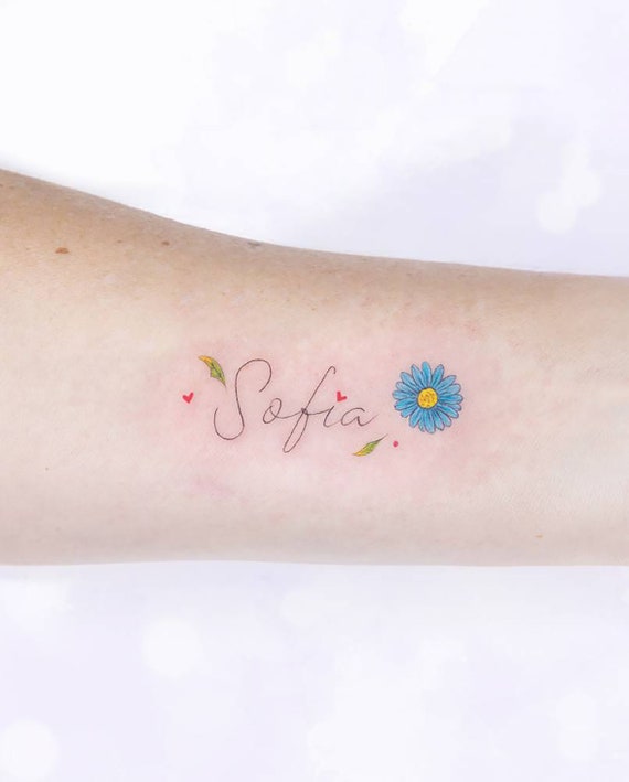 Flor azul personalizada con tatuaje de nombre Tatuaje con - Etsy México