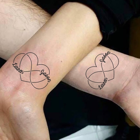 Corazón infinito personalizado con nombre Tatuaje de pareja - Etsy España Corazón infinito personalizado con nombre Tatuaje de pareja - Etsy España