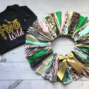 TWO Wild One pink Green Animal Print Jungle cheetah Wild Safari Tutu Birthday Outfit Wild ONE TWO Wild First Fabric Tutu Shirt Banner Jungle