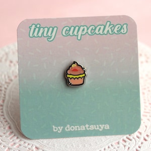 Tiny Cupcake Pin - Sunset (silver version)